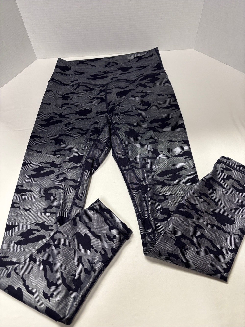 Women’s Navy and silver Camo Performance Leggings